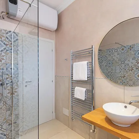 Apartamento Iris Lesa